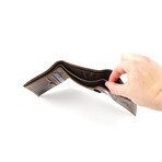 Oli Pull Up Slim Tri-Fold // Brown