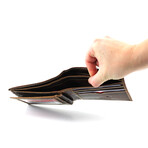 Oil Pull Up Center Flap Bi-Fold // Brown