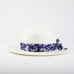 Foldable Panama Hat with Silk band + Collectable Wooden Box // White (S)