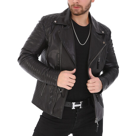 Leon Coat // Black (XS)