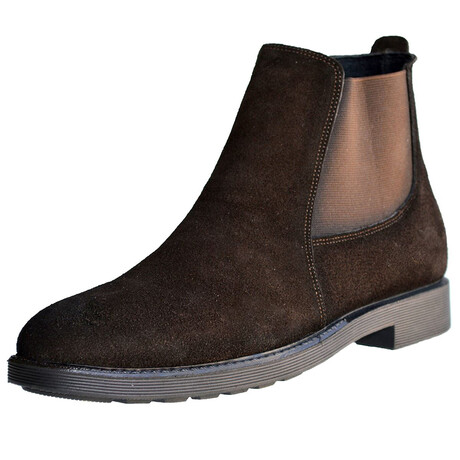 James Boots // Brown (Euro: 39)