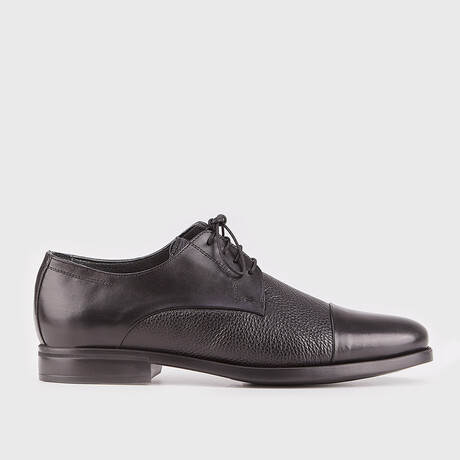 Ezra Laced Non-Slip Sole Dress Shoes // Black (Euro: 39)