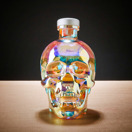 Aurora Vodka // 750 ml