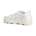 Sneakers // White + Black (US: 6.5)