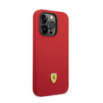 Silicone Case Metal Logo Black Camera Outline // Red (iPhone 14)