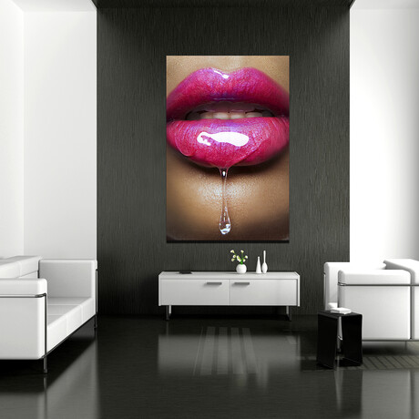 Sugar Lips (24"H x 16"W x 2"D)