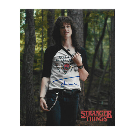 Joseph Quinn Autographed "Stranger Things" 8X10 Photo