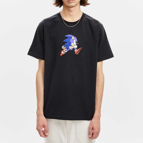 BRICKTOWN x SONIC THE HEDGEHOG // Sonic Jumping T-Shirt // Black (X-Small)