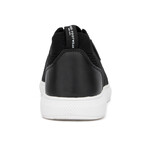 Jake // Black (US: 8)