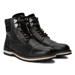 Jabari // Black (US: 9.5)