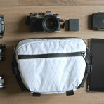 VX21 X-Pac Pro Camera Sling Bag 7L  // White