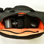 X21 X-Pac Pro Camera Sling Bag 7L // Black