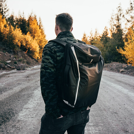 Instinct Cyber 35L Backpack // Black