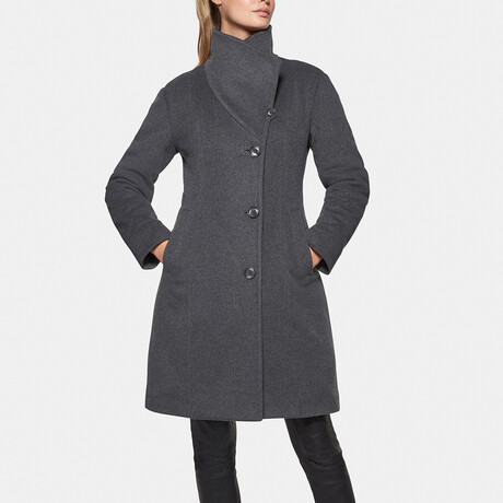 Women's Super Fine Virgin Wool Coat // Charcoal (XS)