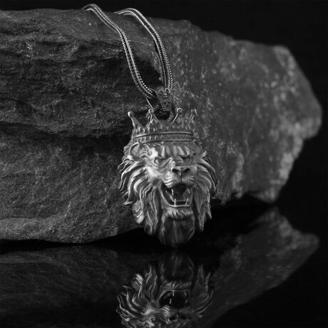 925 Sterling Silver Lion with a Crown Necklace