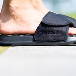 La Jolla Recovery Adjustable Slide Sandals // Black (US Men's Size 7)