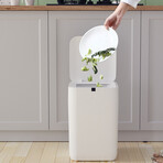 Smart Self Cleaning + Self Changing Trash Can