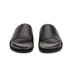 Otto Calf // Black (US: 7)