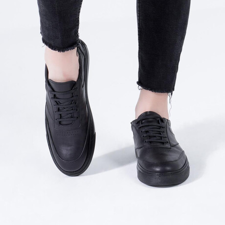 Dangelo Leather Sneakers // Black Patent Leather (Euro: 39)