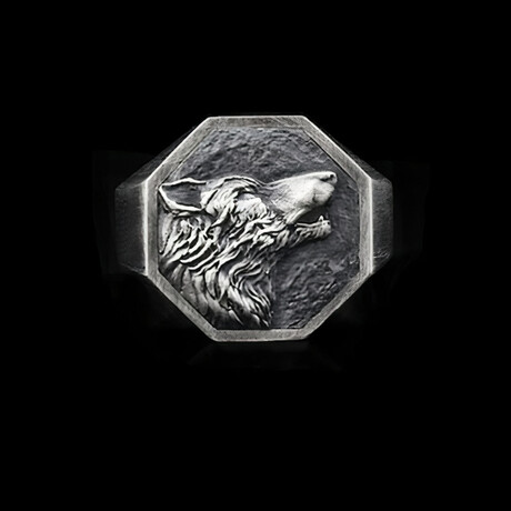 Howling Wolf Ring (6)