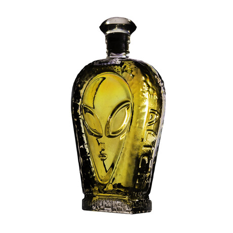 Alien Tequila Añejo // 750 ml
