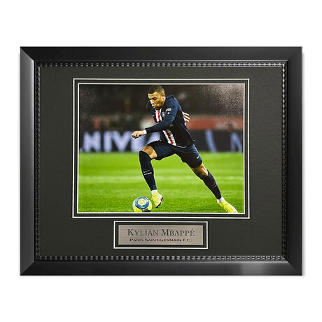 Kylian Mbappé // Paris Saint-Germain. F.C. // Unsigned Photograph + Framed