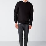 Comfort Fit Sweatshirt // Black (M)