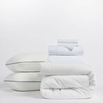 Resident Serenity Sleep Bundle // 2 Pillows + Mattress Protector + Sheet Set (Full)