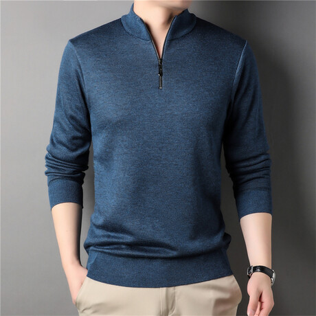 Heathered Quarter Zip Sweatshirt // Blue (M)