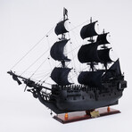 Black Pearl Pirate Ship + Display Case // Large