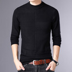 Block Textured O-Neck Sweater // Black (L)