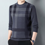 Big Plaid Crewneck Sweater // Gray (M)