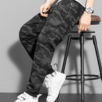 The Jogger // Ribbed Cuff + Comfort Fit // Black Camo (S)