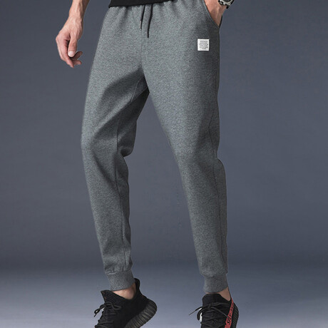 The Jogger // Ribbed Cuff + Sporty Fit // Dark Gray (M)