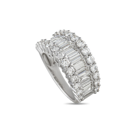 18K White Gold Diamond Ring // Ring Size: 6 // New