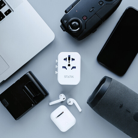 GloboCharge International 30W Wall Charger // White