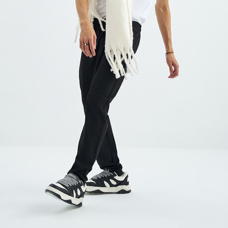 Alex Straight Leg Sweatpants // Black (M)