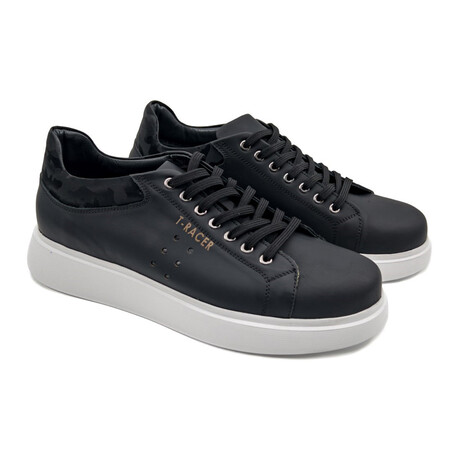 Jack Sneaker // Black (Euro: 40)