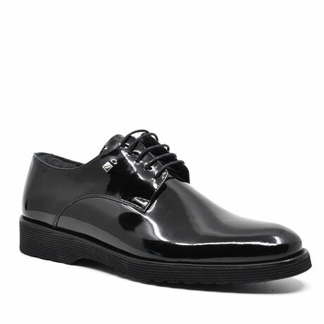 Wilson Classic Shoe // Black (Euro: 39)