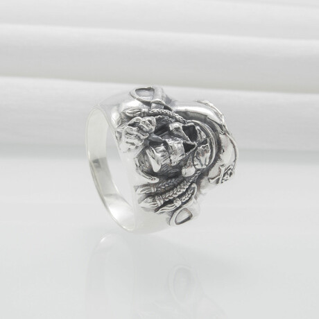 Sterling Silver Pirate Skull Ring // Silver (6)