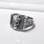 Sterling Silver Skull Signet Ring // Silver (9.5)