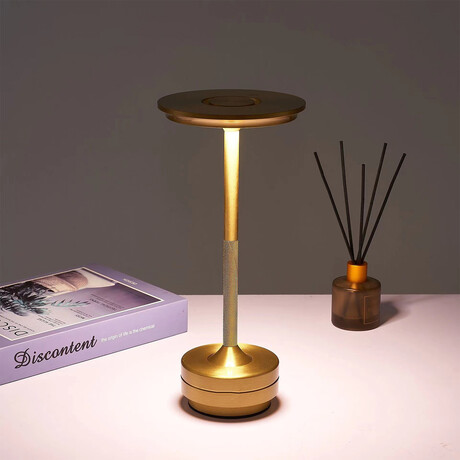 Dawn Table Lamp (Silver)