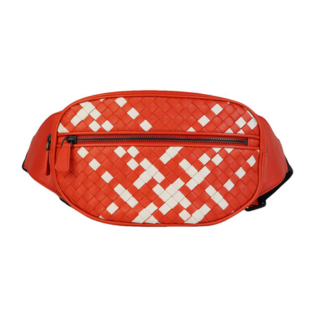 Intrecciato Poppy Leather Belt Bag // Store Display