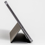 Innodude iPad Case with Extension Hub // 11" with 4K // Grey