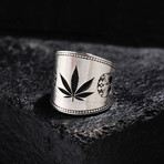 Skull Design Silver Ring // Oxidized Silver (9)