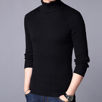 Ribbed Knit Turtleneck // Black (L)