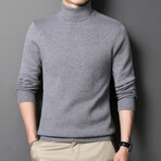 Heathered Turtleneck // Gray (M)