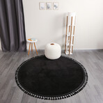 Round Tassel Rug // Black (3.9' x 3.9')