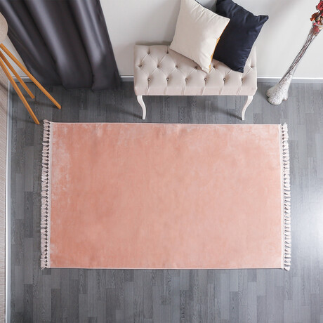 Plush Tassel Rug // Powder (3.9' x 10.9')