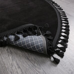 Round Tassel Rug // Black (3.9' x 3.9')